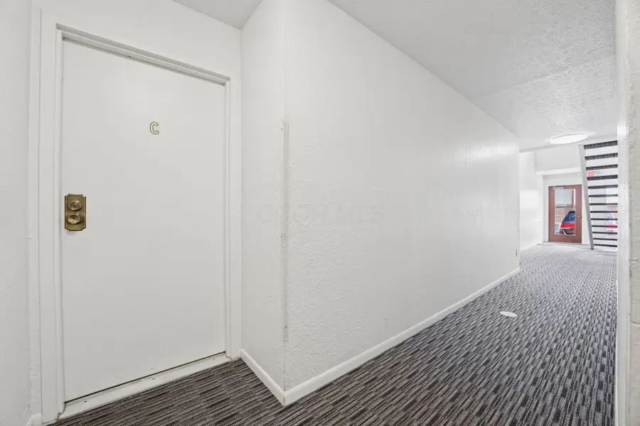 2279 Hedgerow, Columbus, OH 43220 - #2