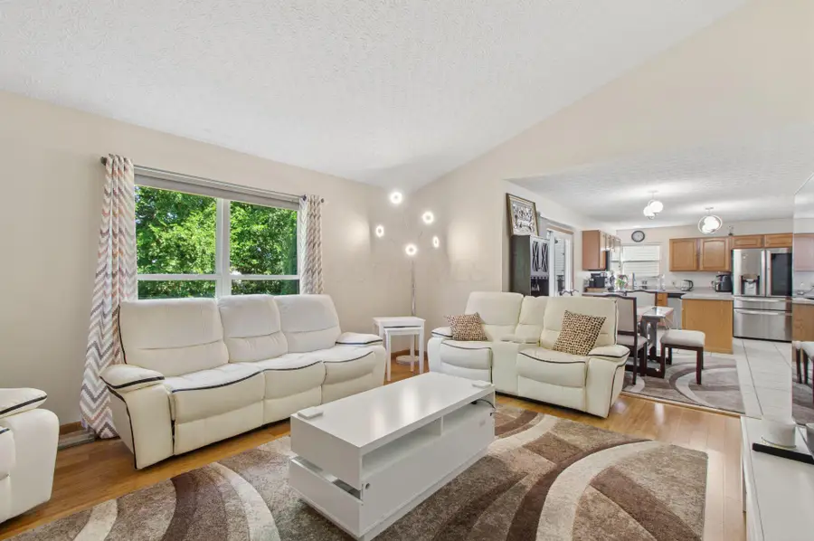 4146 Nafzger Drive, Columbus, OH 43230 - #2
