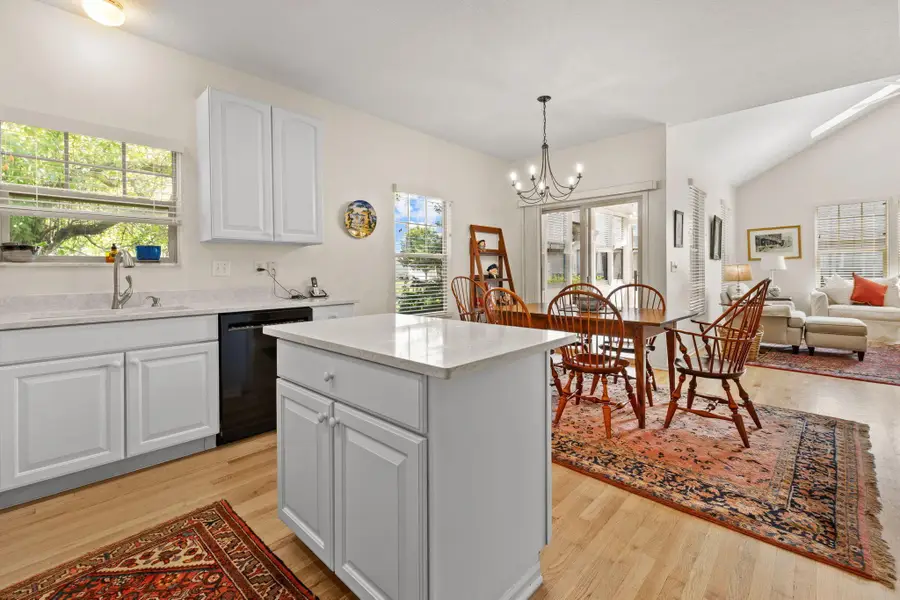 6040 Coventry Lake Drive, Hilliard, OH 43026 - #2