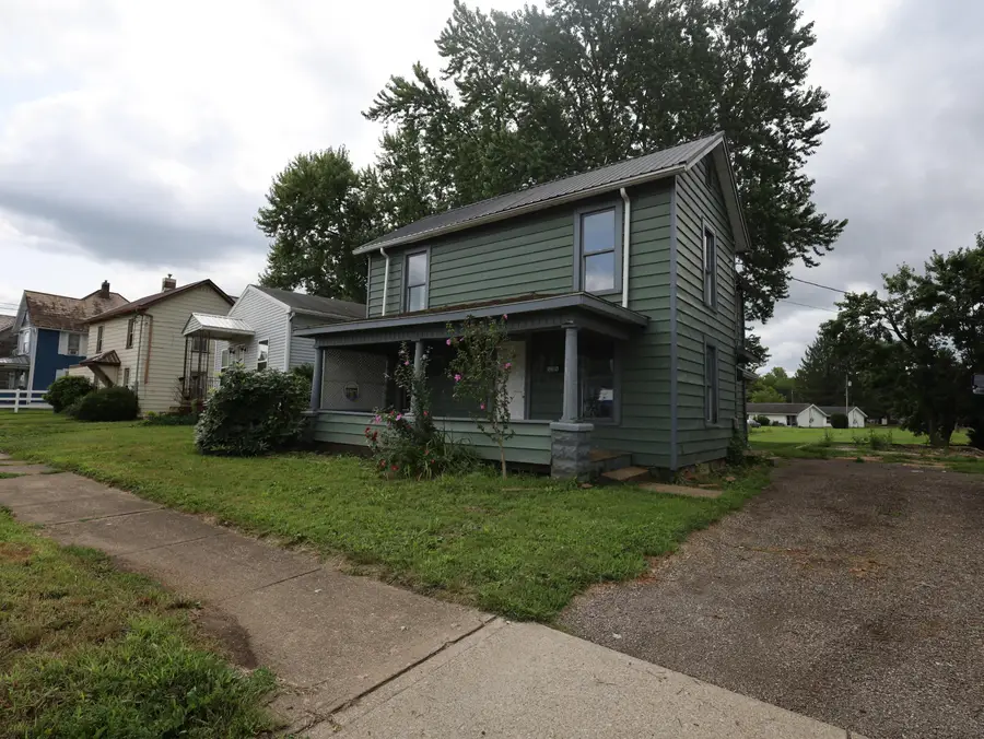 539 E State Street, Newcomerstown, OH 43832 - #2
