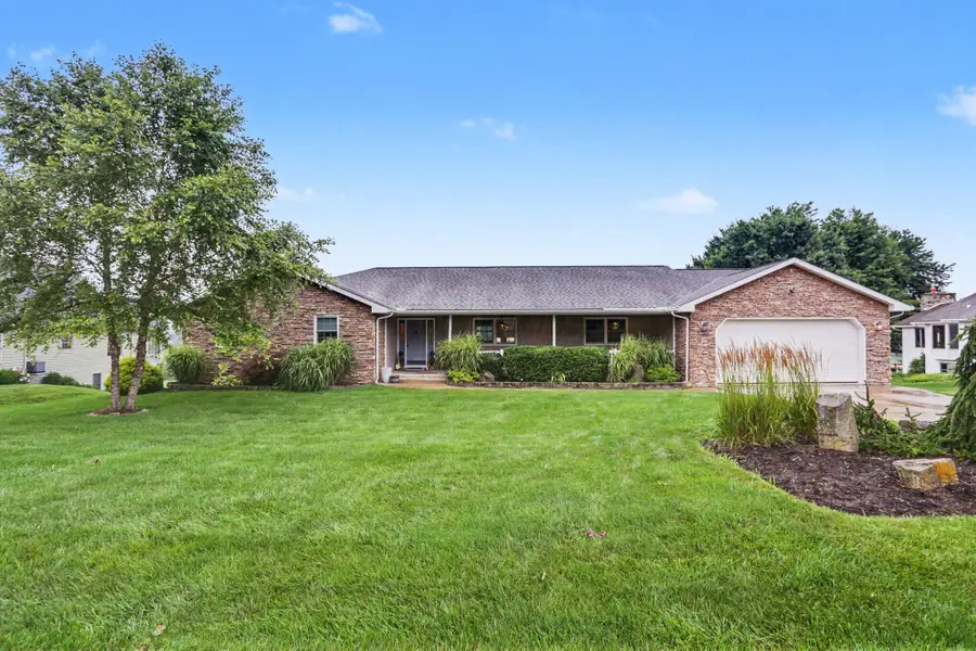922 Fairway Drive, Howard, OH 43028 - #2