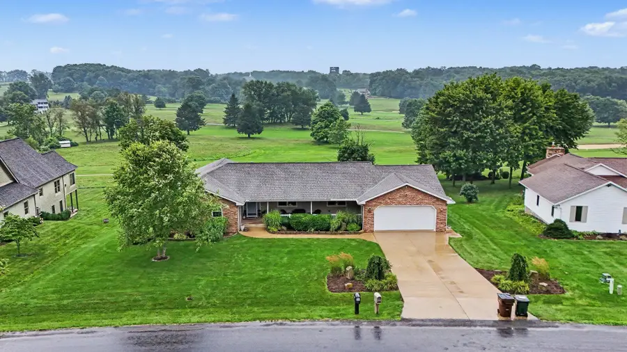 922 Fairway Drive, Howard, OH 43028 - #3