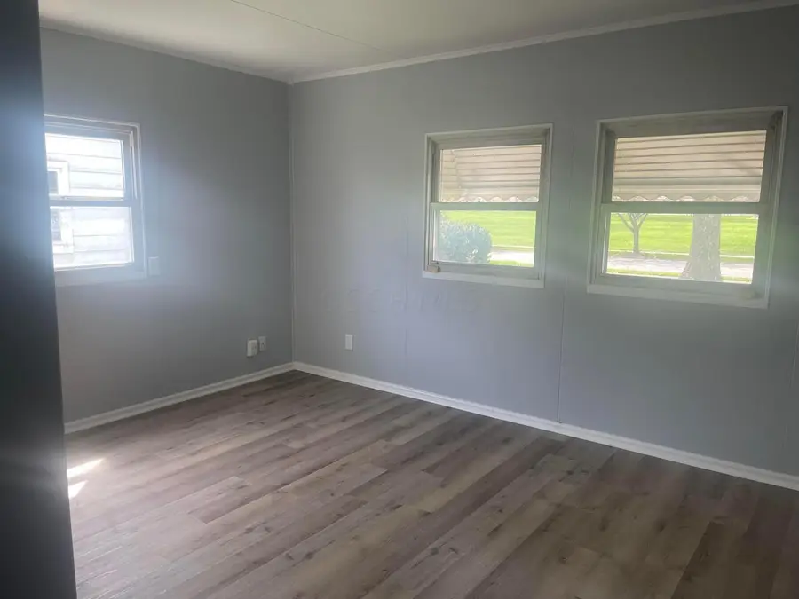 484 S Hampton Road, Columbus, OH 43213 - #3