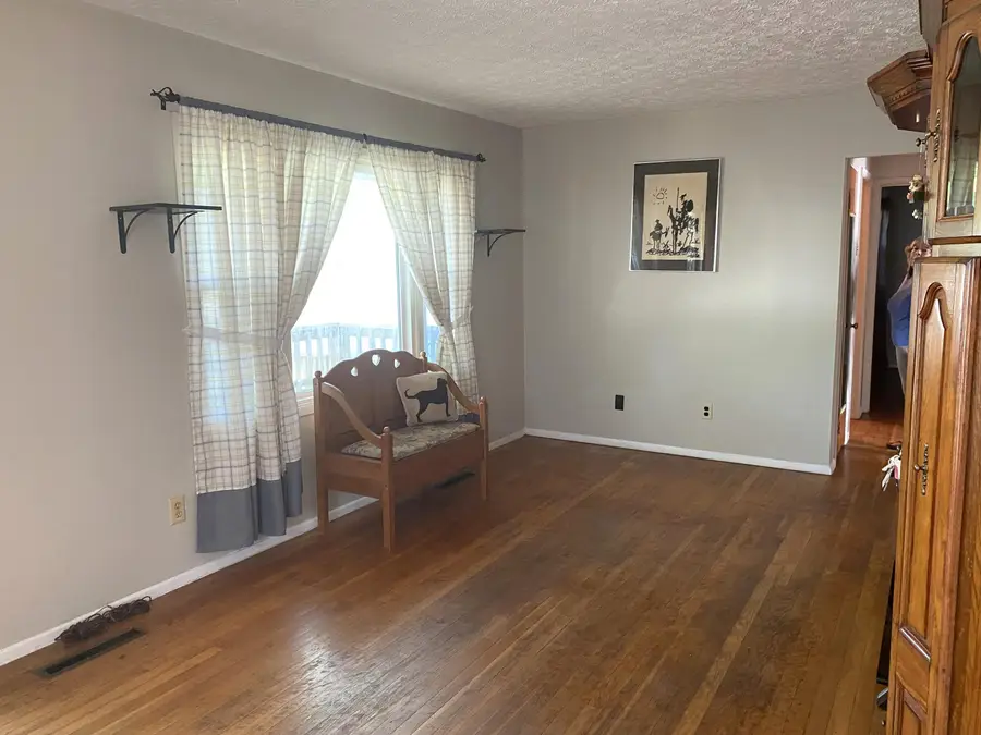 1198 Marble Drive, Columbus, OH 43227 - #3