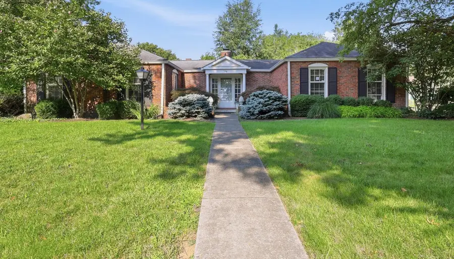 129 S Mulberry Street, Granville, OH 43023 - #2