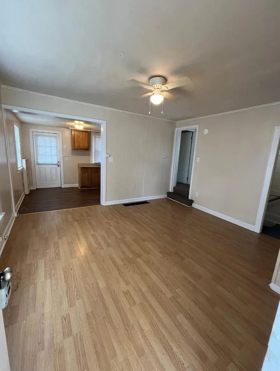 1303 E Weber Road, Columbus, OH 43211 - #3