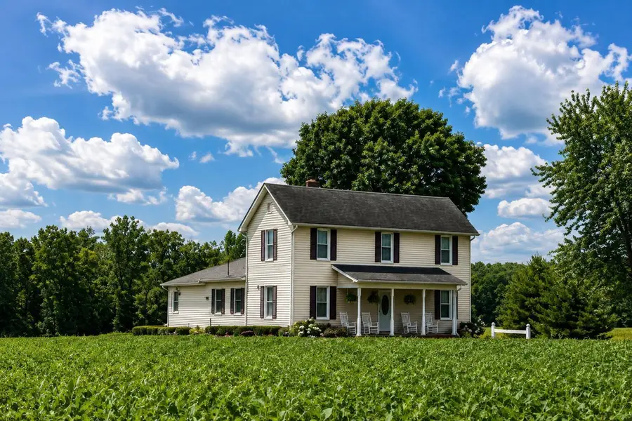 4199 Winchester Pike, Columbus, OH 43232 - #2