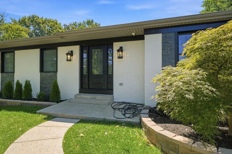 893 Singing Hills Lane, Columbus, OH 43235 - #3