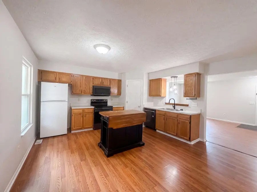 1618 Saddlebrook Drive, Heath, OH 43056 - #2