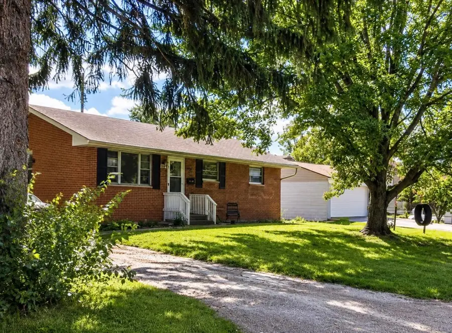 1932 Ellsworth Avenue, Columbus, OH 43207 - #2