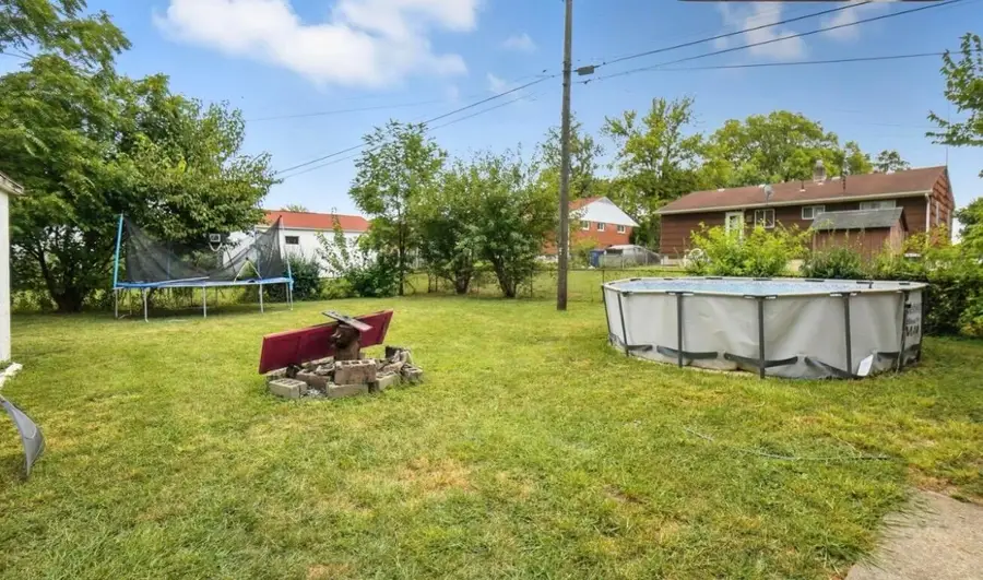 1932 Ellsworth Avenue, Columbus, OH 43207 - #3