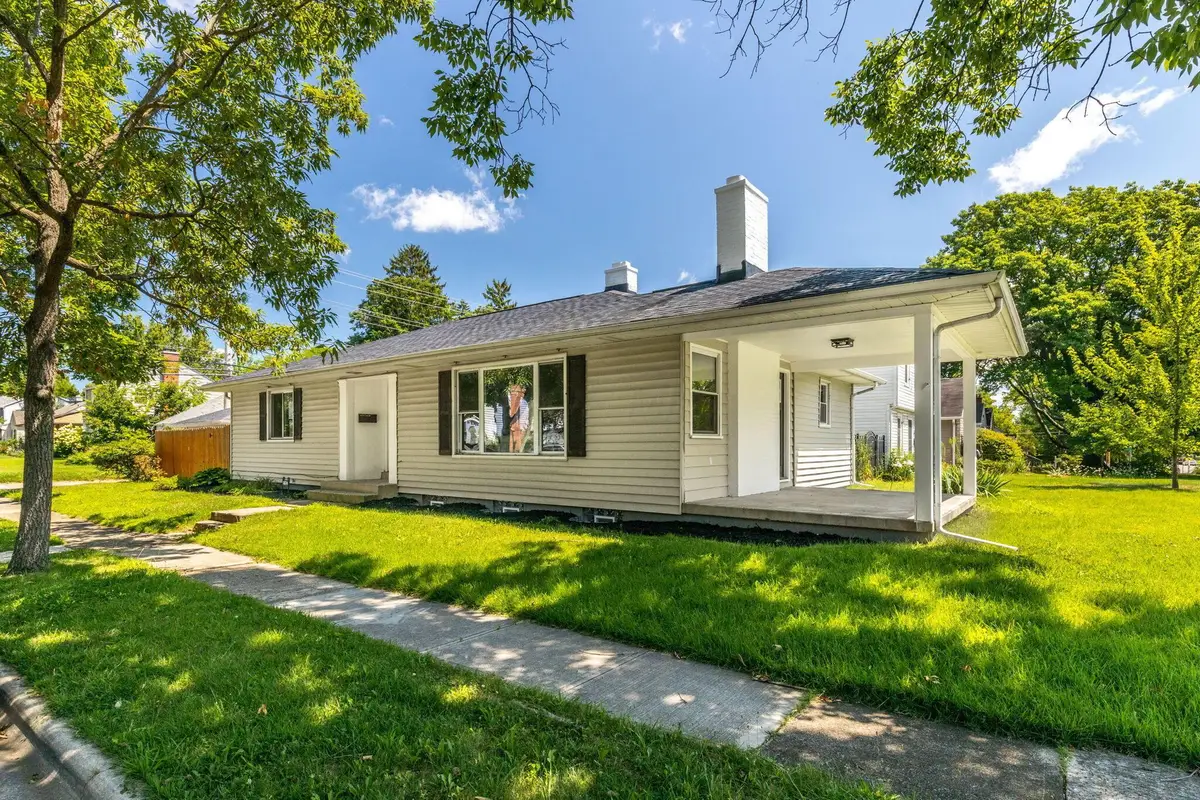 1074 Grandon Avenue, Columbus, OH 43209 - #1