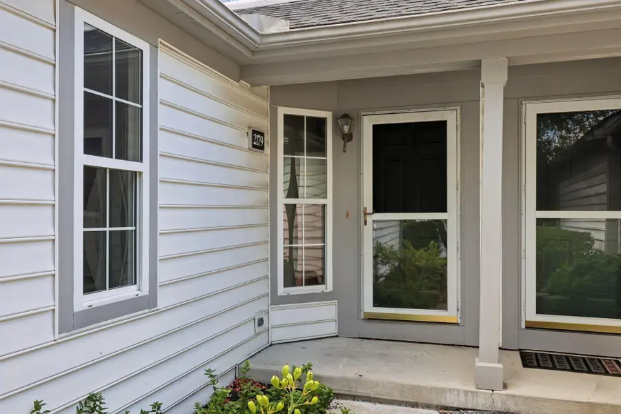 2179 Victoria Park Drive, Columbus, OH 43235 - #3