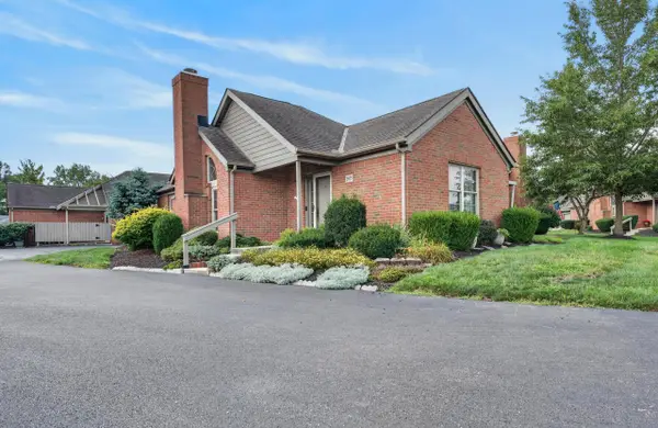 2405 Sportsman Drive, Grove City, OH 43123