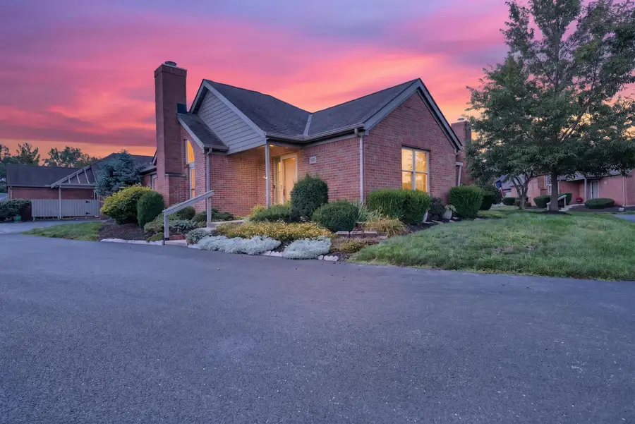 2405 Sportsman Drive, Grove City, OH 43123 - #2
