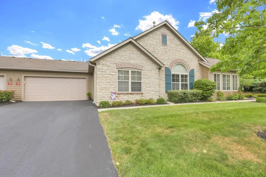 100 Stonegate Drive, Pataskala, OH 43062 - #2