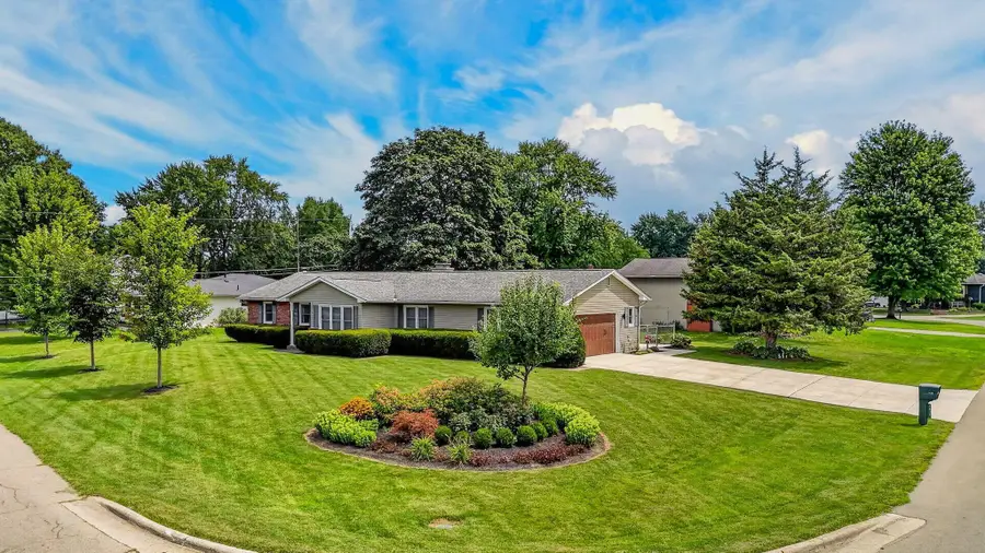 1438 Brenthaven Drive, Columbus, OH 43228 - #3