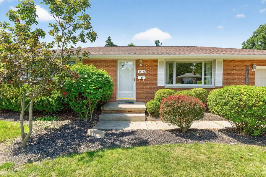 108 Pleasant Drive, Bellefontaine, OH 43311 - #3