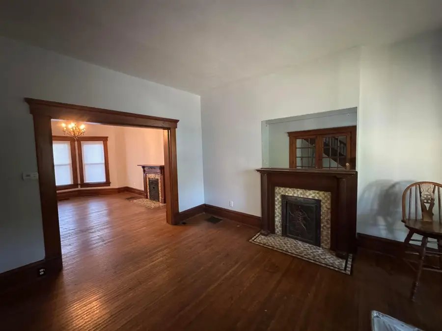 32 E Maynard Avenue, Columbus, OH 43202 - #3