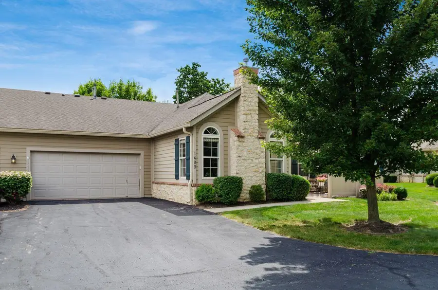 1499 Cascade Drive, Grove City, OH 43123 - #2