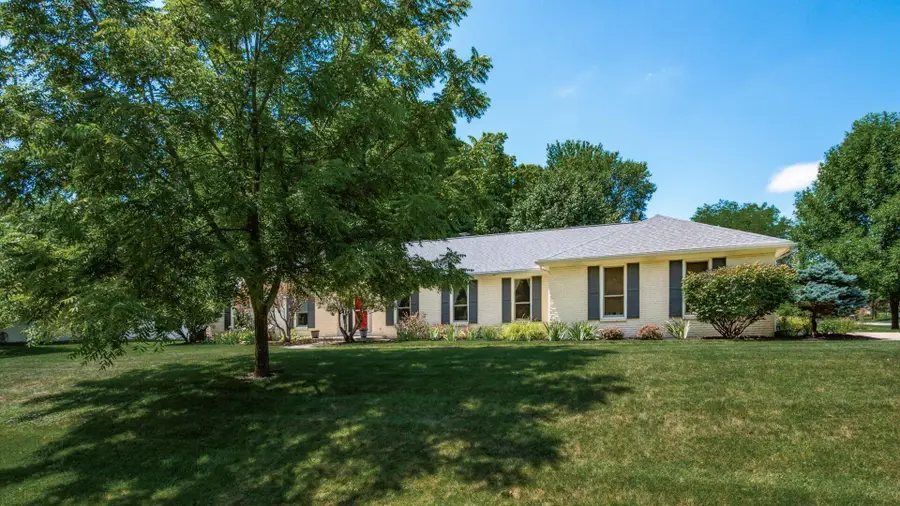 8759 Ramblewood Court Nw, Pickerington, OH 43147 - #2