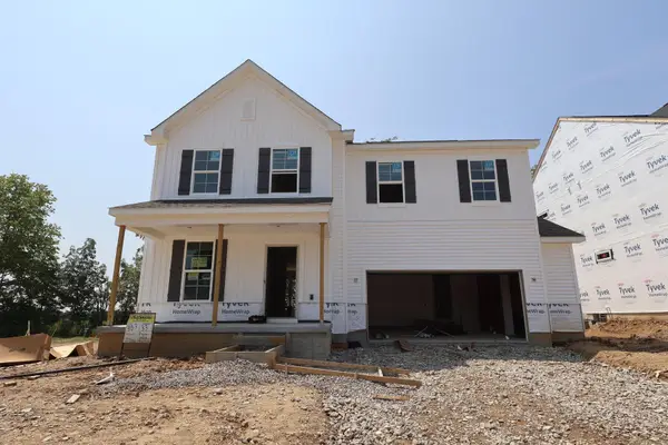 33 Englewood Road, Commercial Point, OH 43116