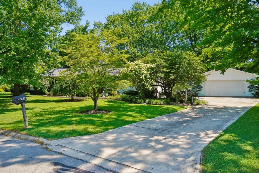 544 Edgewood Drive, Circleville, OH 43113 - #3