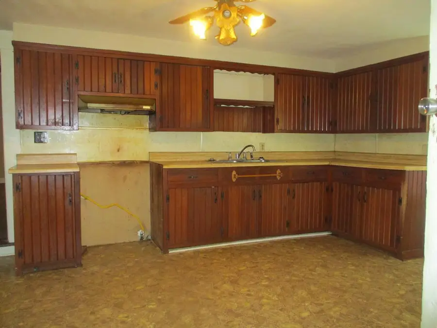 189 N High Street, Chillicothe, OH 45601 - #3
