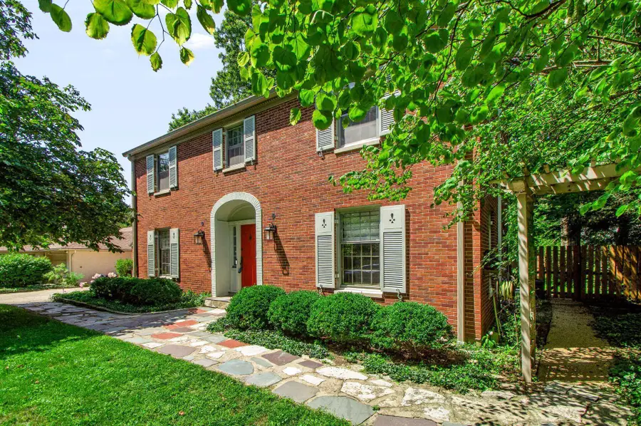 160 W Royal Forest Boulevard, Columbus, OH 43214 - #3