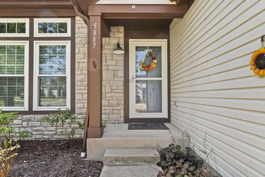 5887 Luccis Court, Columbus, OH 43228 - #2