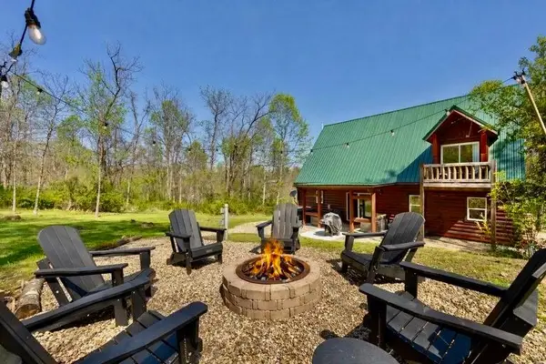 36933 Maysville Greendale Road, Logan, OH 43138