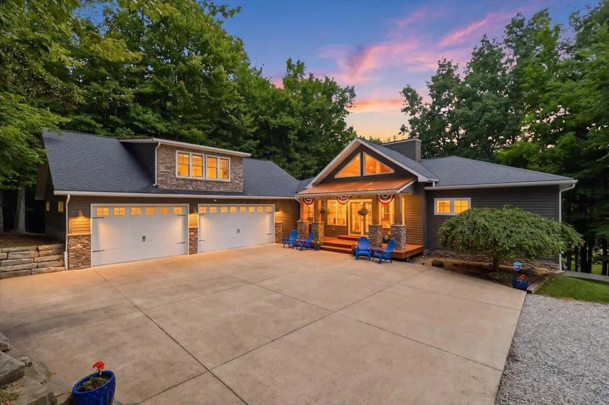 3315 Apple Valley Drive, Howard, OH 43028 - #1