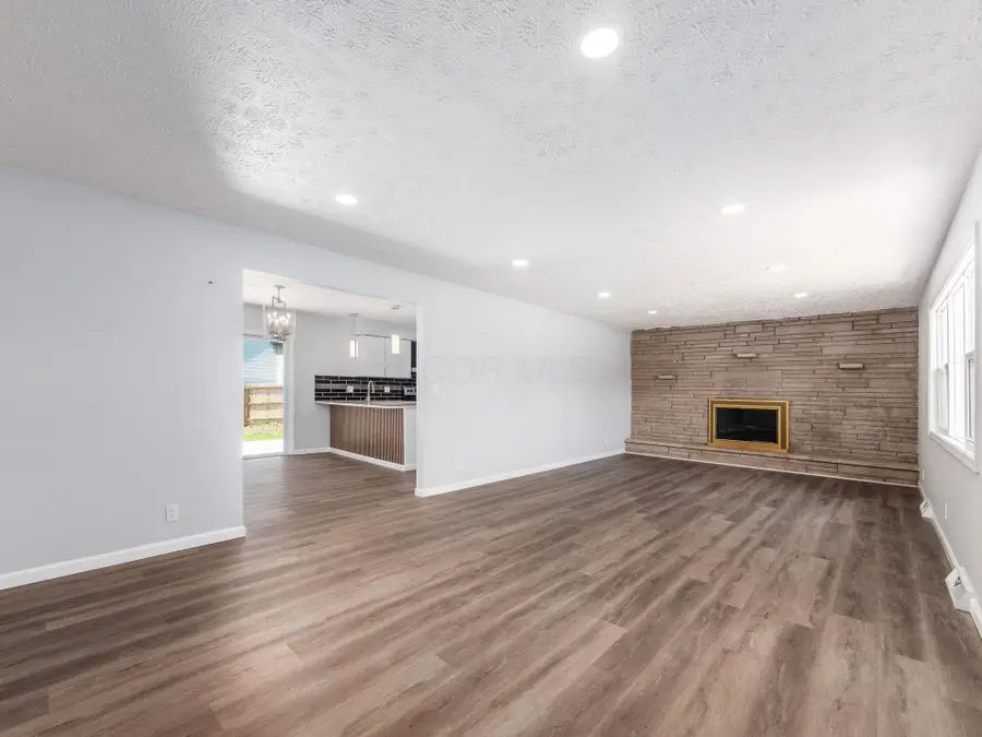 1585 N Wilson Road, Columbus, OH 43204 - #2