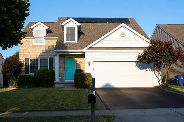 8840 Meadow Grass Lane, Lewis Center, OH 43035