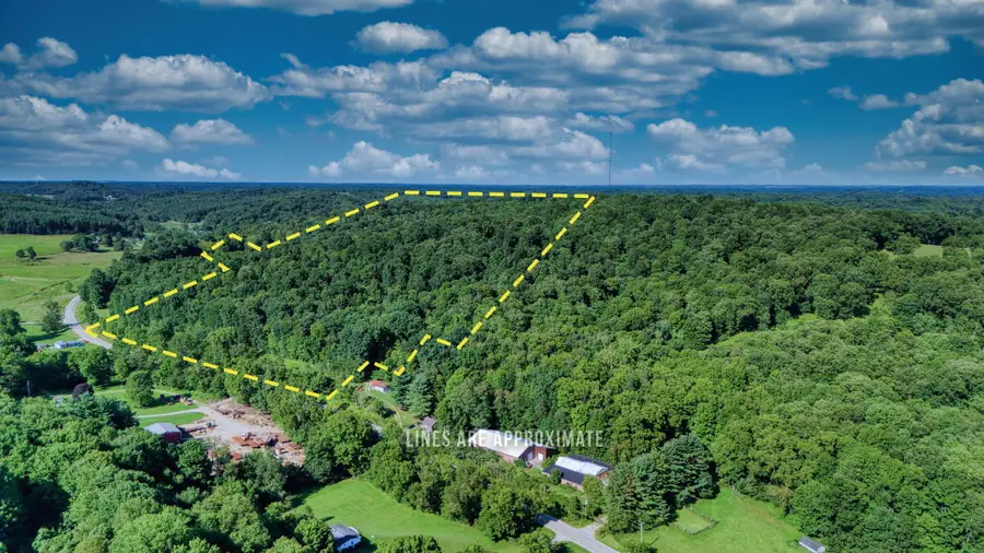 10592 Fallsburg Road Ne, Frazeysburg, OH 43822 - #2