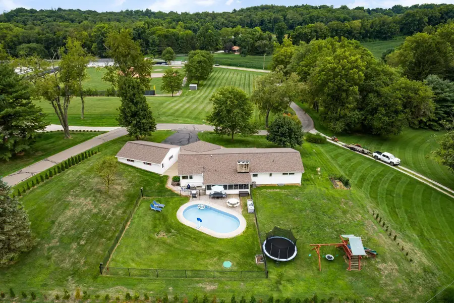 107 Linnell Drive Nw, Granville, OH 43023 - #2