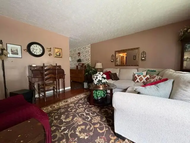 1821 Bar Harbor Road, Columbus, OH 43219 - #3