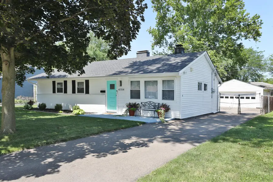 4704 Hillcrest Street N, Hilliard, OH 43026 - #2