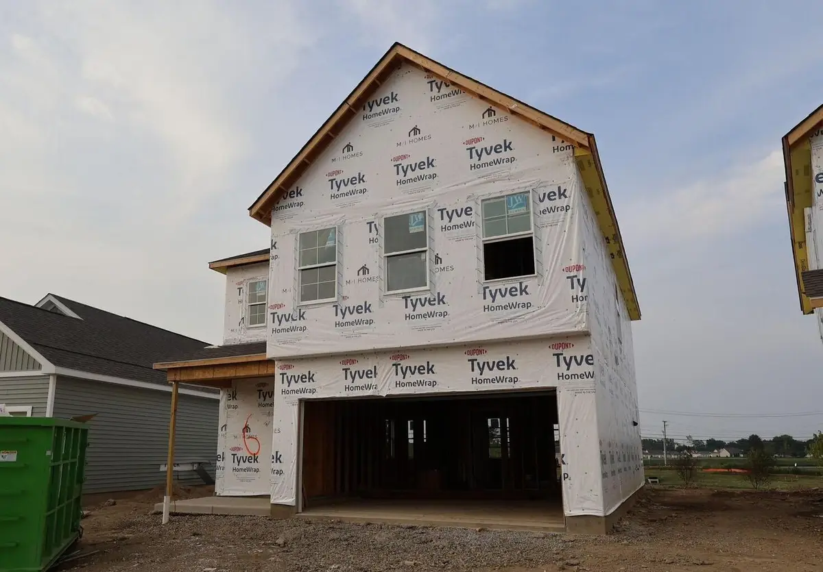 1011 Dawsons Drive, Hebron, OH 43025 - #1
