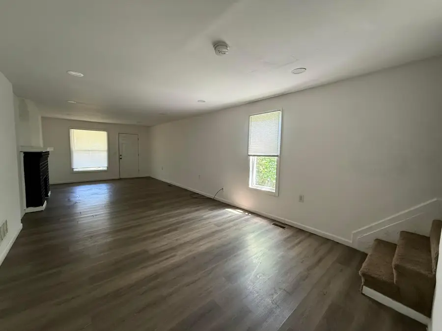 841 E Starr Avenue, Columbus, OH 43201 - #3