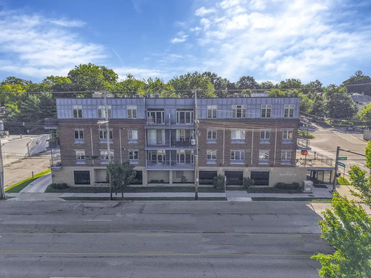10 E Weber Road, Columbus, OH 43202 - #1