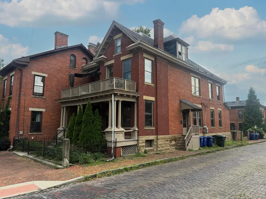 513 City Park Avenue, Columbus, OH 43215 - #3