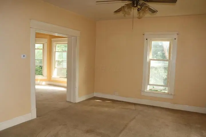304 S Park Street, Mount Vernon, OH 43050 - #3