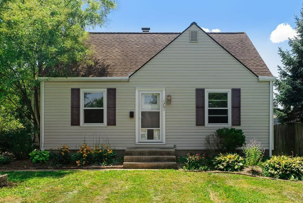 1701 E Dunedin Road, Columbus, OH 43224 - #1