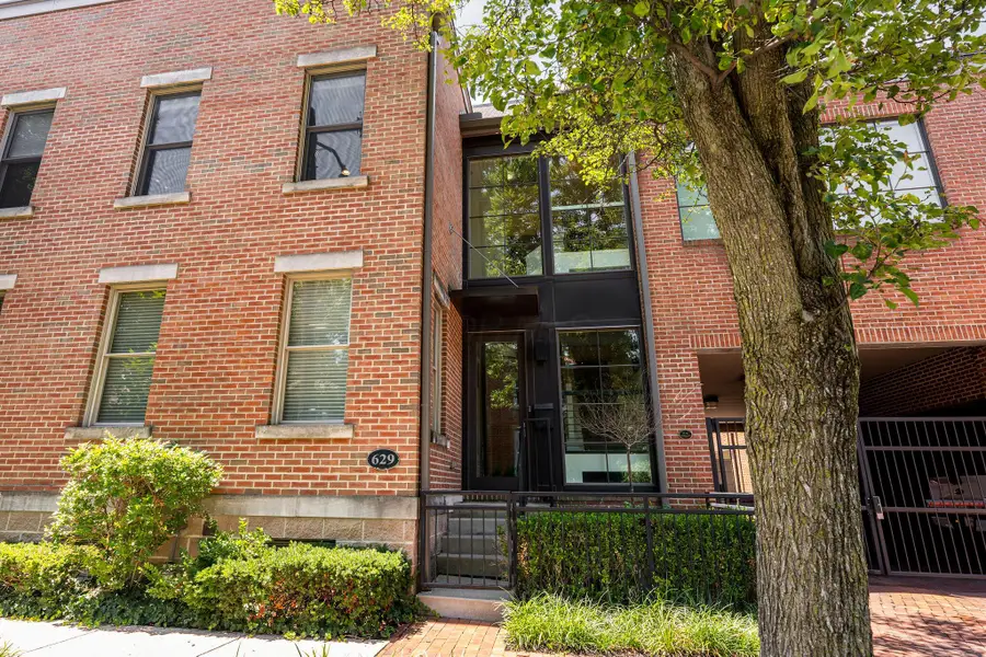 629 S Grant Avenue, Columbus, OH 43206 - #2