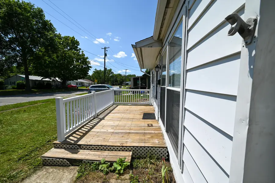 1073 Richmond Avenue, Marion, OH 43302 - #2
