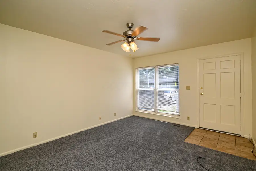 1073 Richmond Avenue, Marion, OH 43302 - #3
