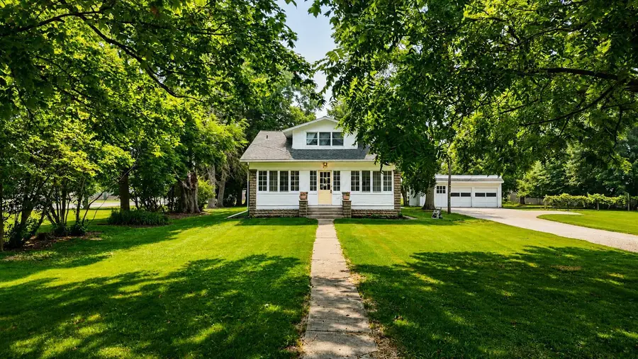 820 W Perry Street, Bucyrus, OH 44820 - #2