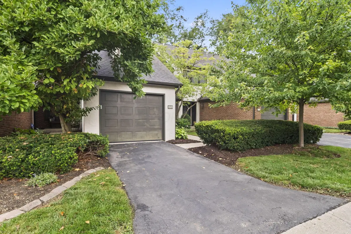 6752 Willow Grove Place E, Dublin, OH 43017 - #1