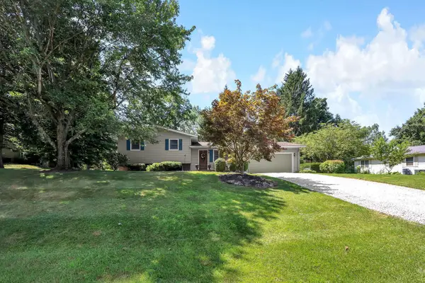 634 Knoll Drive, Granville, OH 43023